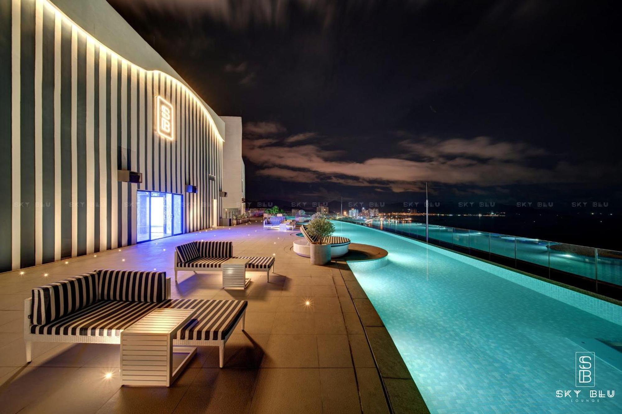 Jk.Boutique Oceanfront Panorama Residence Нячанг Екстер'єр фото