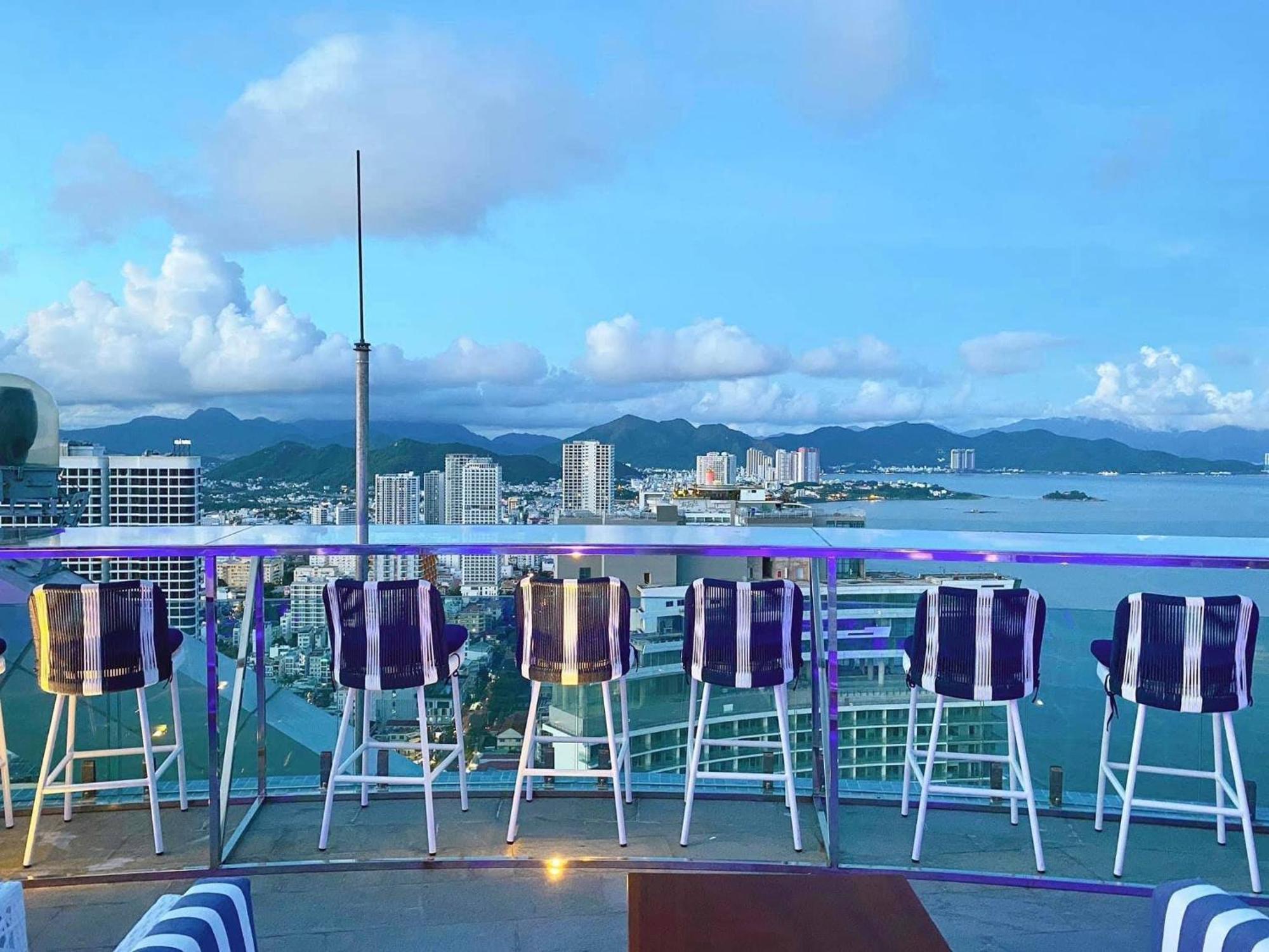 Jk.Boutique Oceanfront Panorama Residence Нячанг Екстер'єр фото