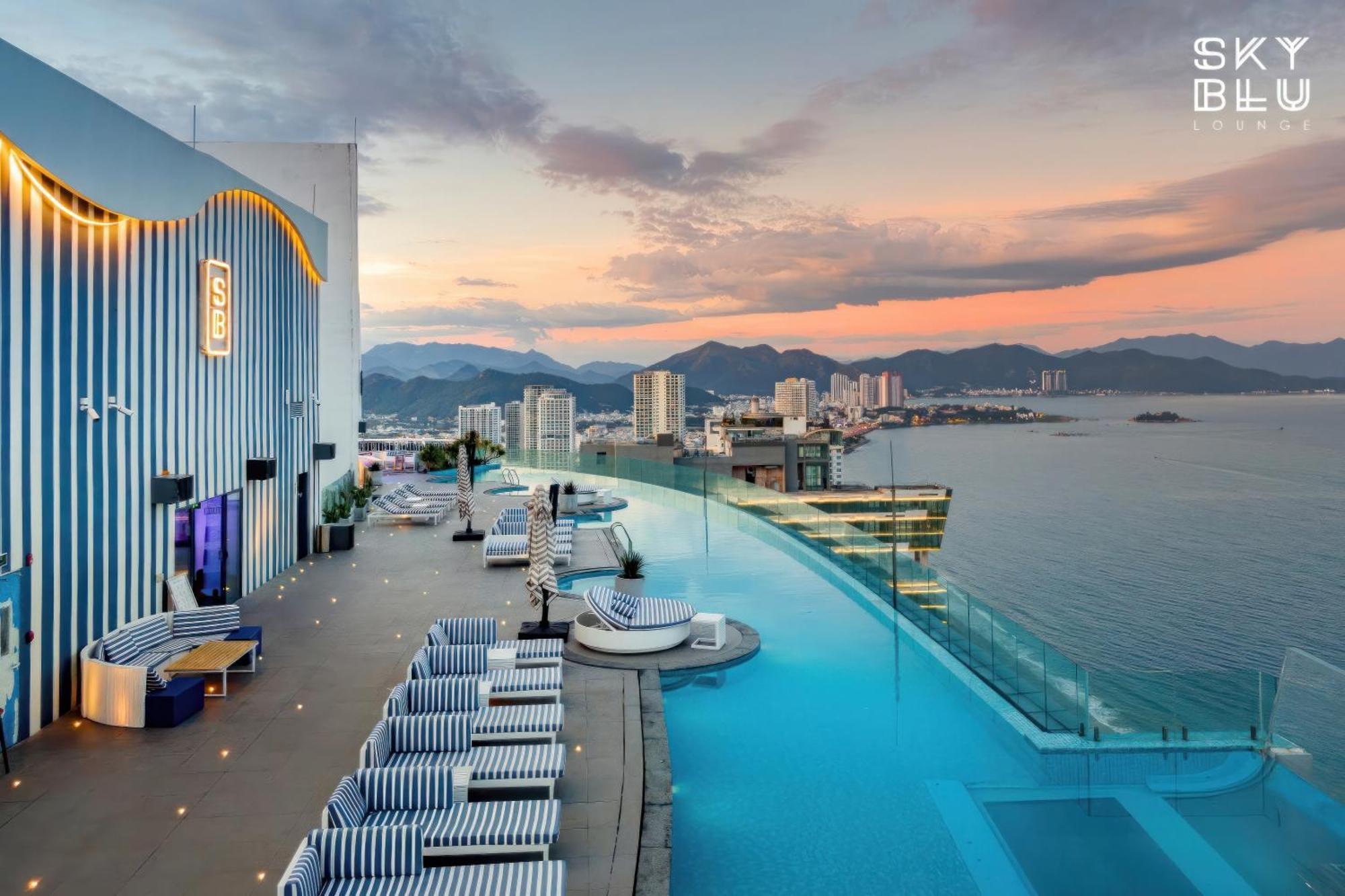 Jk.Boutique Oceanfront Panorama Residence Нячанг Екстер'єр фото